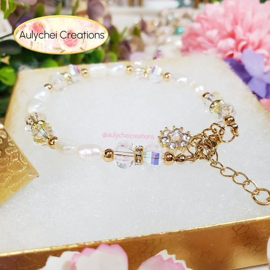 White Freshwater Cultured Pearl Flower Bracelet