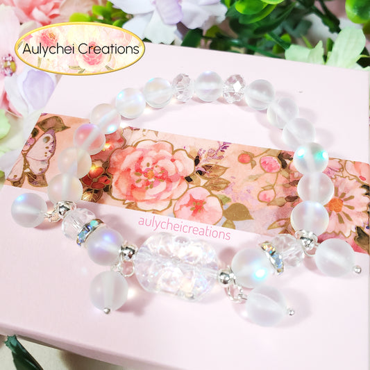 White Moonstone Flower Bracelet