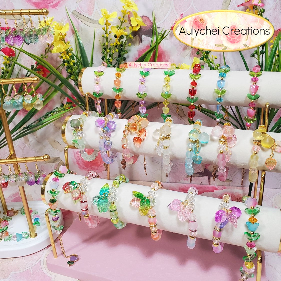 Peach Glass Bead Bracelet - Green Gradient