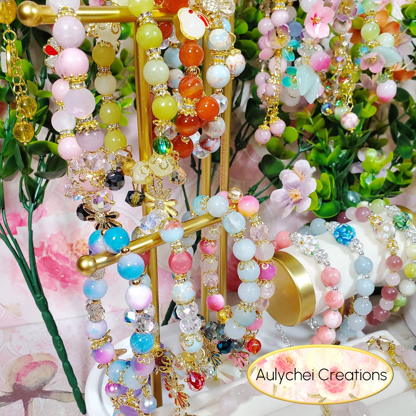 Yellow Jade Gemstone Bracelet with 18K Daisy Enamel Charm