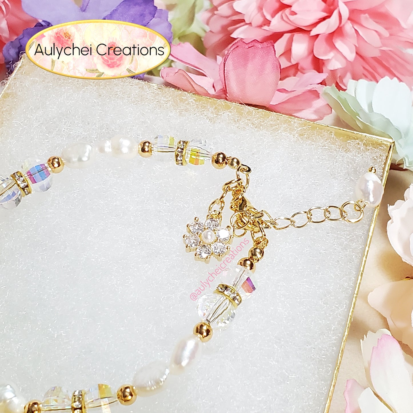 White Freshwater Cultured Pearl Flower Bracelet