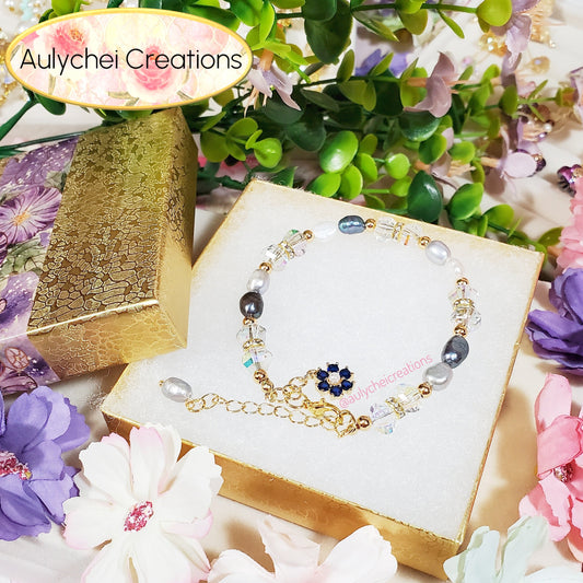 Multi-Blue Freshwater Cultured Pearl Flower Bracelet