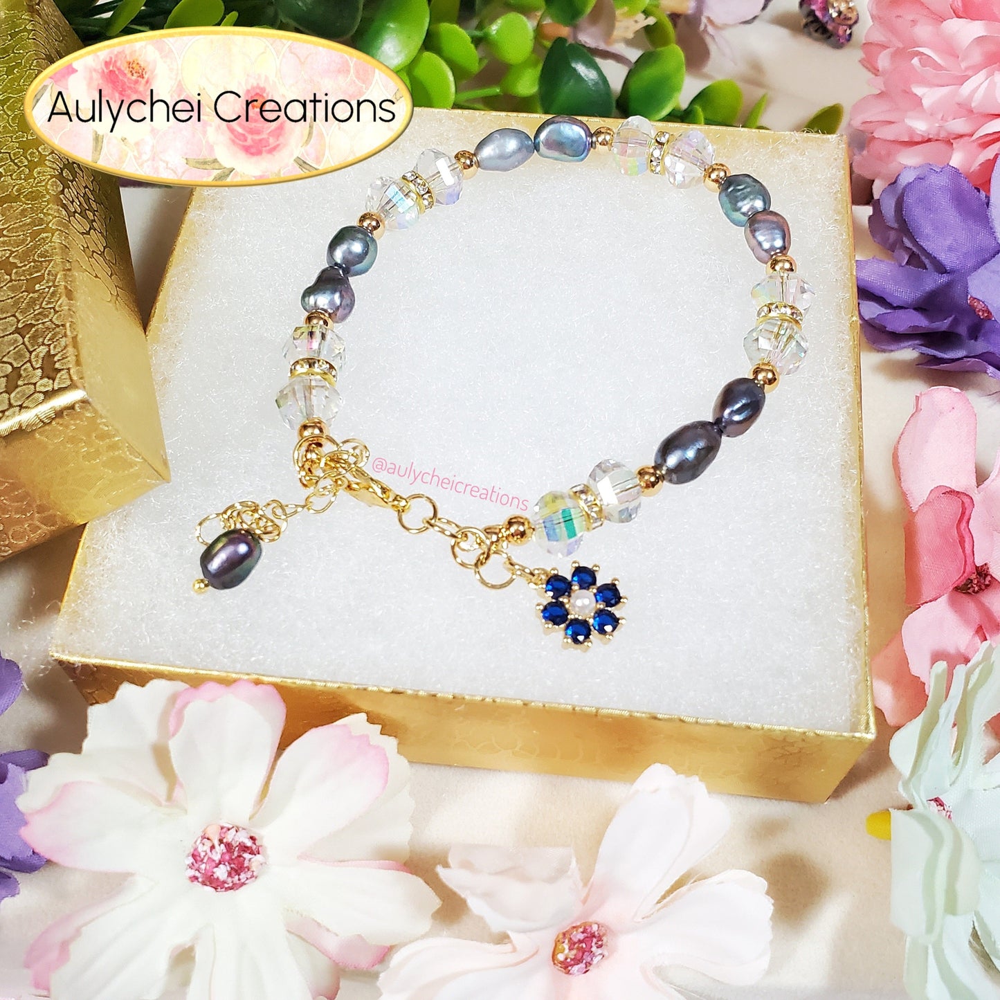 Blue Freshwater Cultured Pearl Flower Bracelet