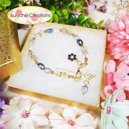 Multi-Blue Freshwater Cultured Pearl Flower Bracelet