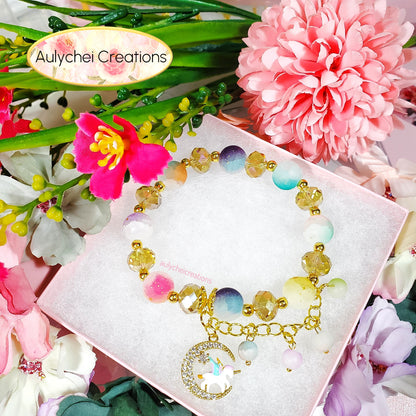 Gold Crystal Unicorn Frosted Bead Charm Bracelet