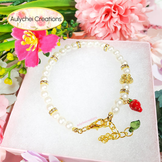 Ivory Pearl Bracelet with Strawberry Fruit Enamel Charm - 01