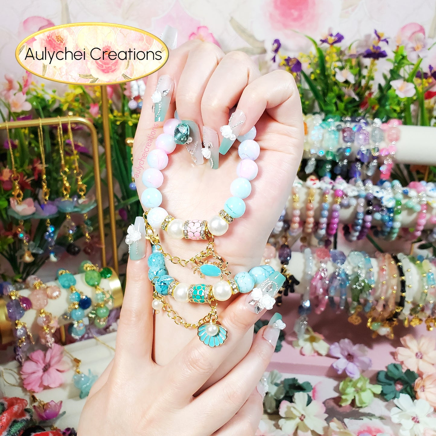 Gradient Ocean Beaded Crab Charm Bracelet