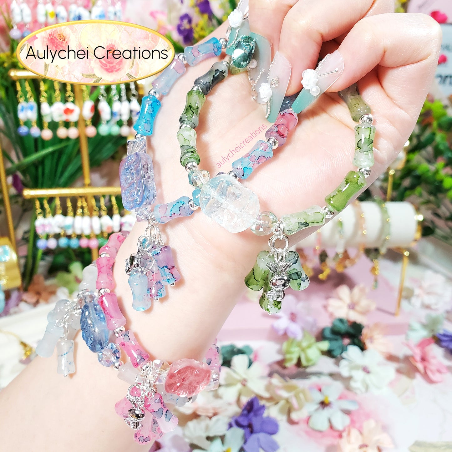 Blue Bamboo Glass Bead Bracelet Flower Pendant