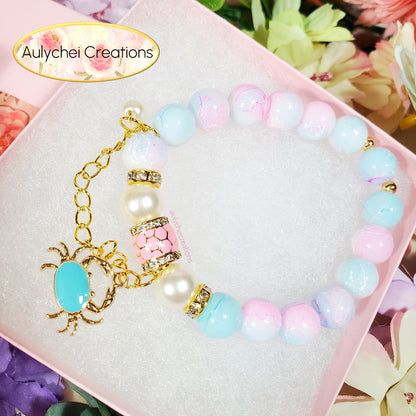 Gradient Ocean Beaded Crab Charm Bracelet