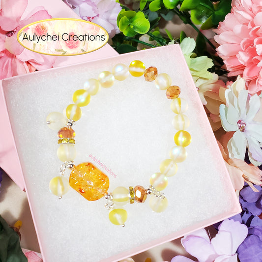Gold Moonstone Flower Bracelet