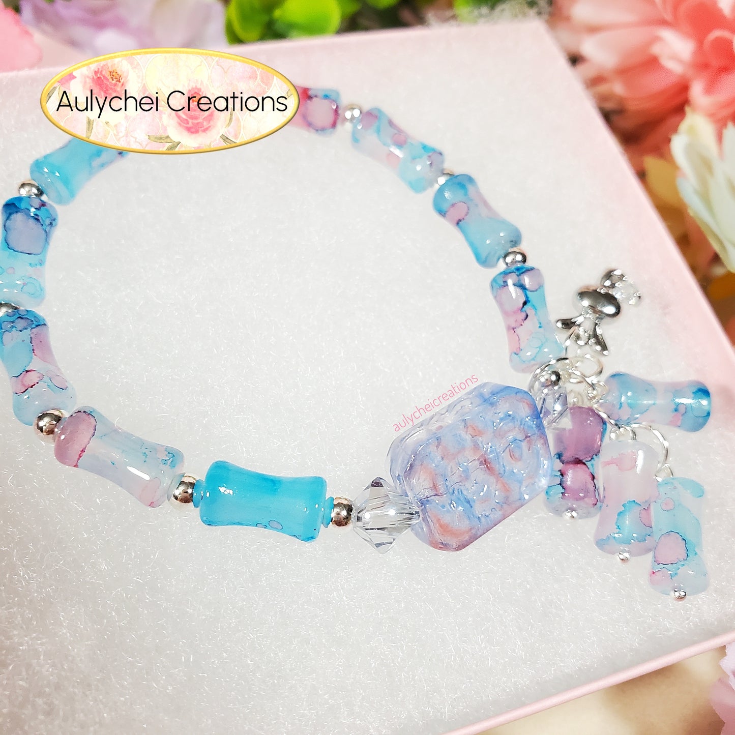 Blue Bamboo Glass Bead Bracelet Flower Pendant