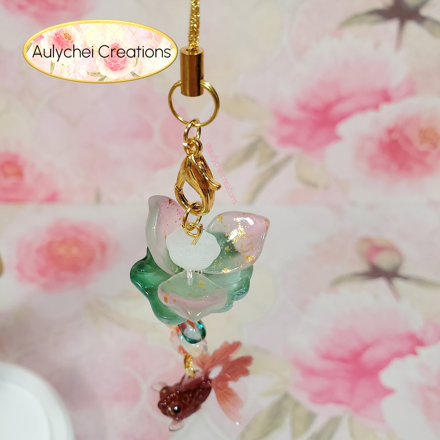 Red Goldfish Lotus Flower Glass Bead Keychain 01