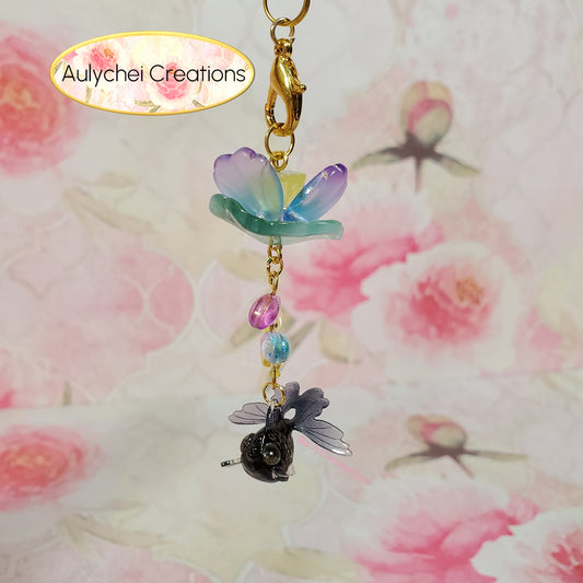 Black Goldfish Lotus Flower Glass Bead Keychain 01