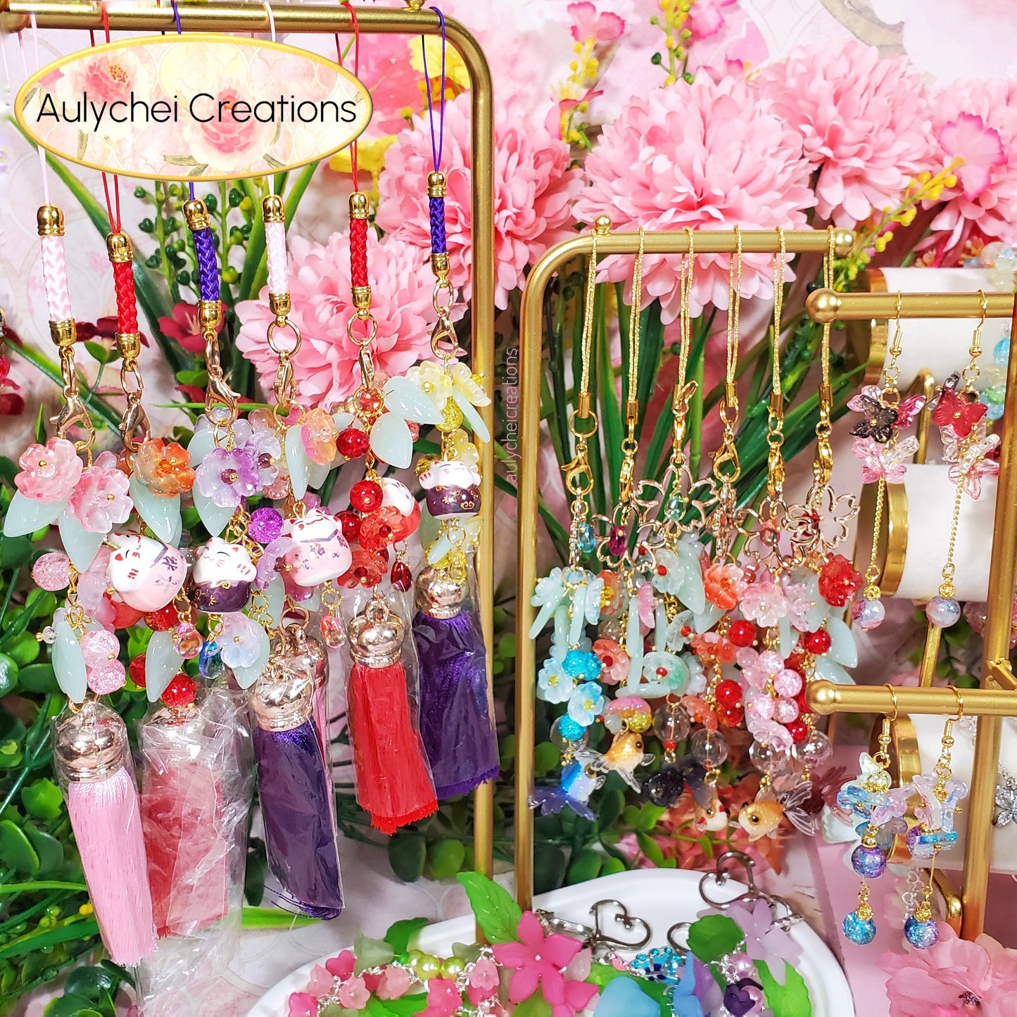 Yellow Cat Glass Flower Bead Tassel Lanyard