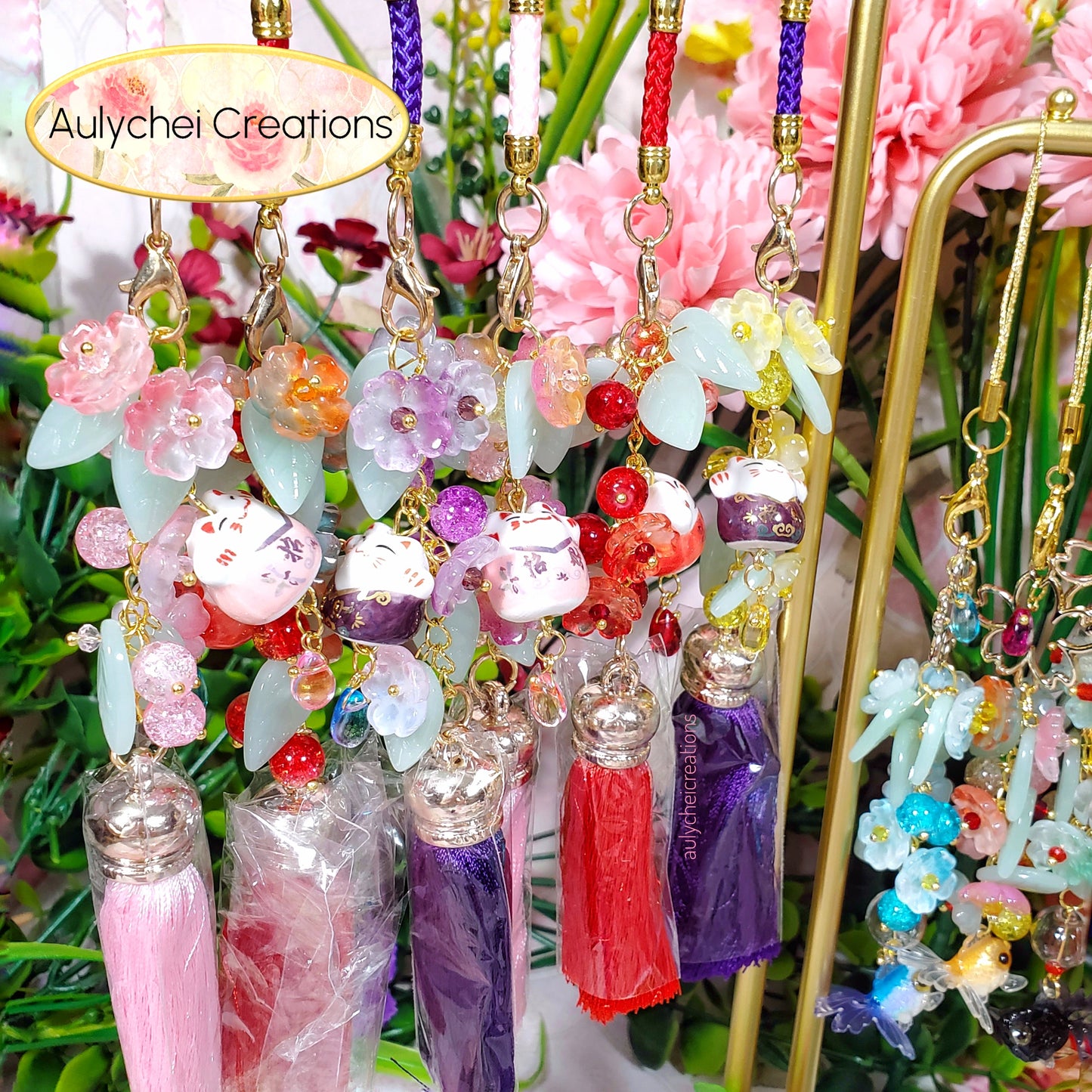 Yellow Cat Glass Flower Bead Tassel Lanyard