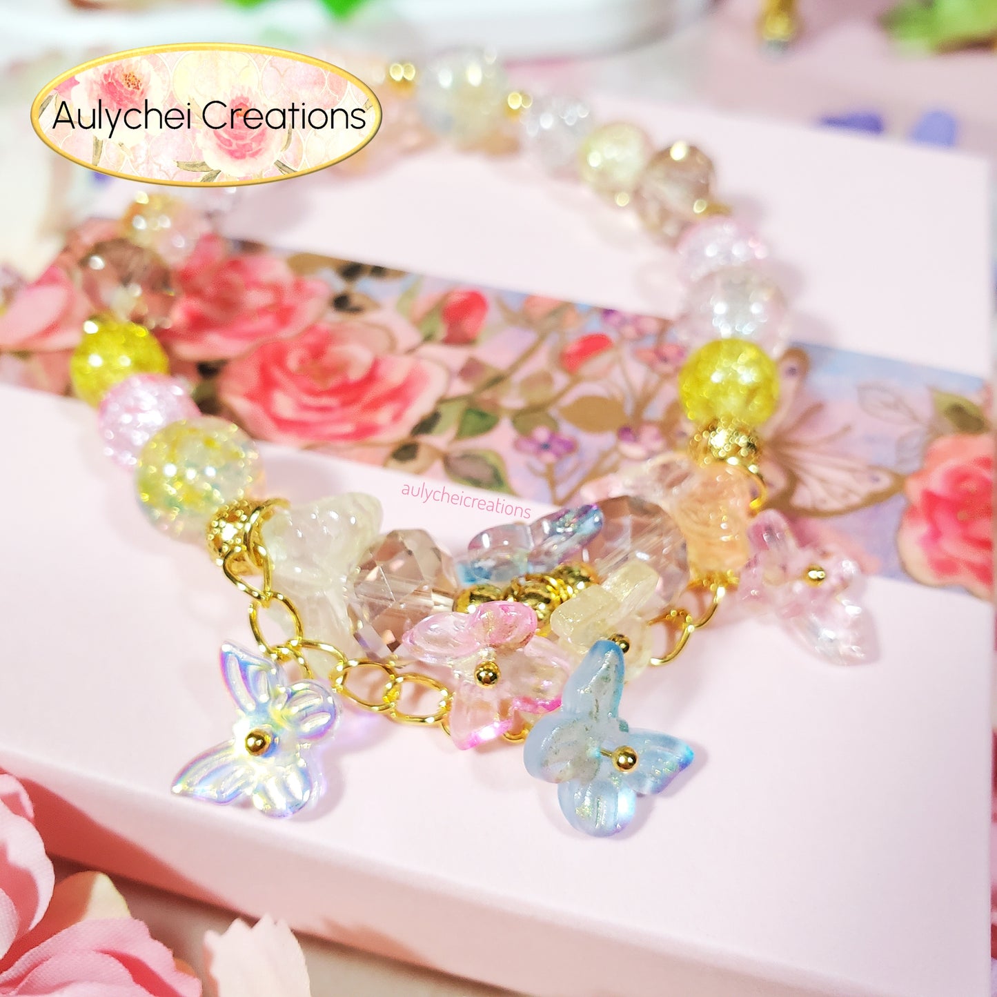 Yellow Butterfly Crackle Glass Beaded Bracelet