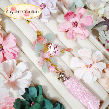 Light Pink Cat Glass Flower Bead Tassel Lanyard