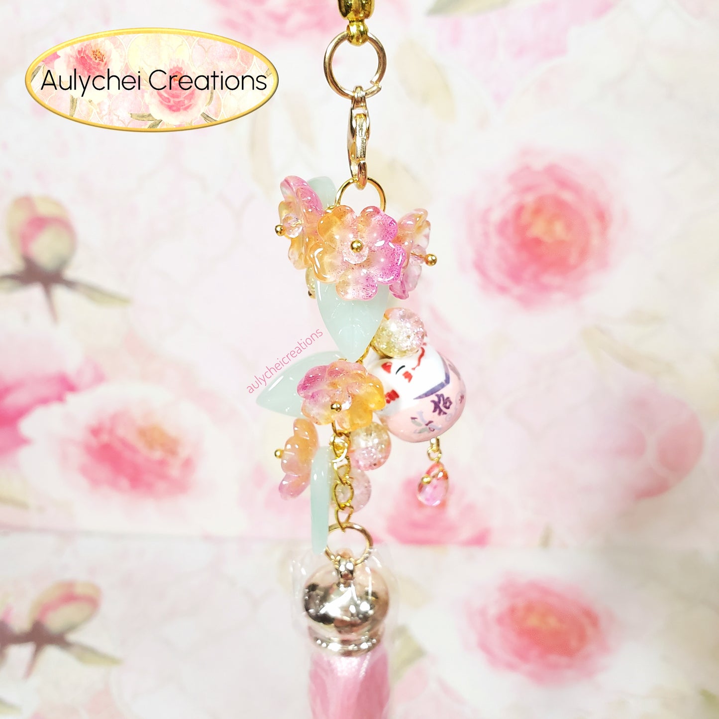 Pink Cat Glass Flower Bead Tassel Lanyard