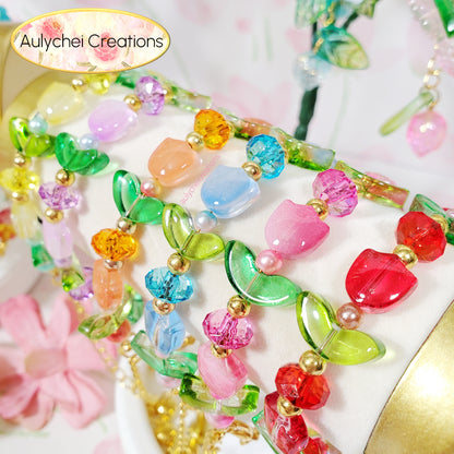 Red Tulip Flower Glass Beaded Bracelet