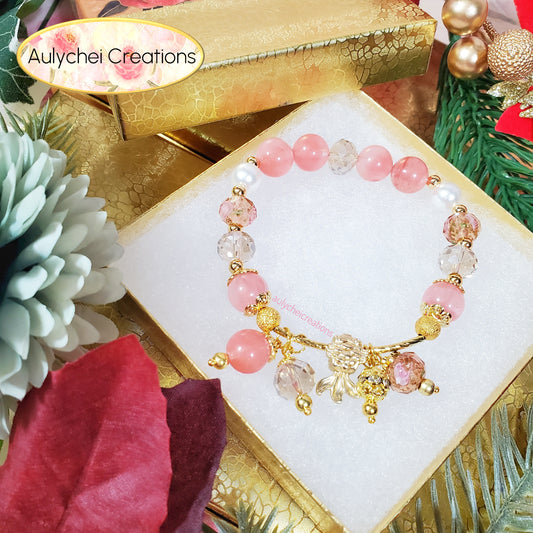 Cherry Quartz Gemstone Lampwork Bracelet with Goldfish Charm