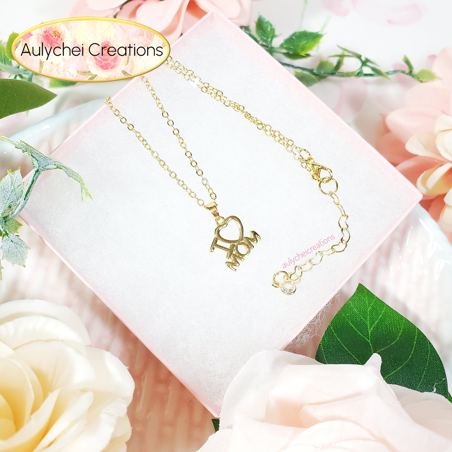 I LOVE MOM 18K Gold-Plated O-Shape Chain Necklace for sale