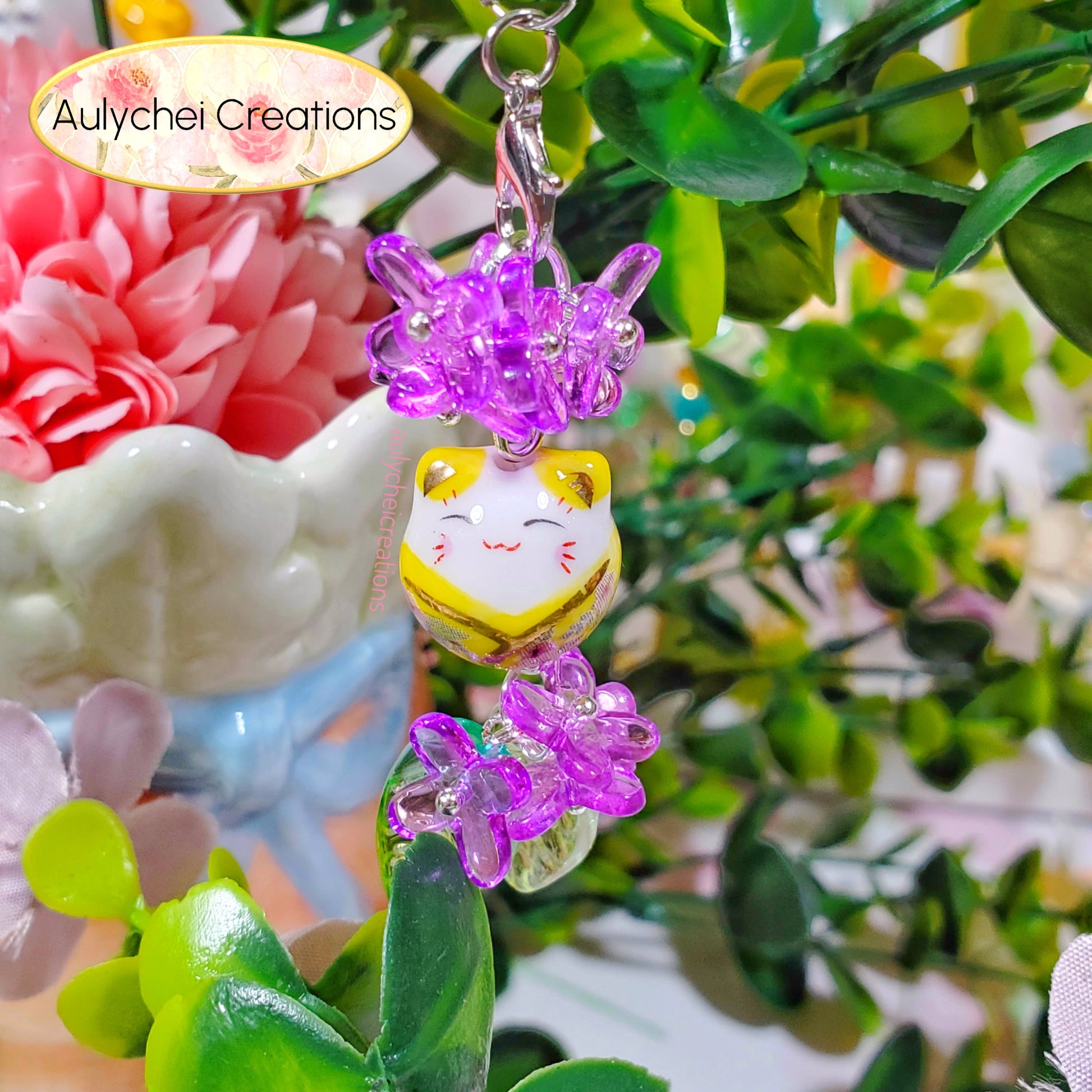 Purple Osmanthus Cat Glass Bead Flower Keychain Lanyard for Sale