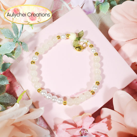 White Rose Bud Glass Beaded Charm Bracelet