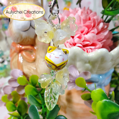 Yellow Lily Cat Glass Bead Flower Keychain Lanyard for Sale