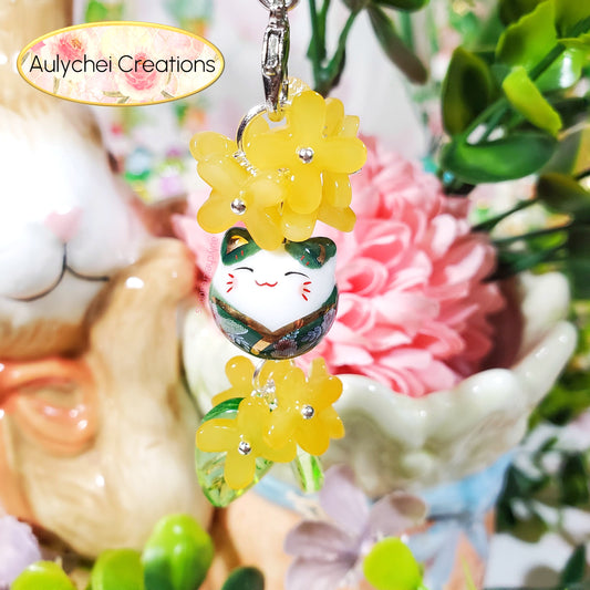Yellow Osmanthus Cat Glass Bead Flower Keychain Lanyard for Sale