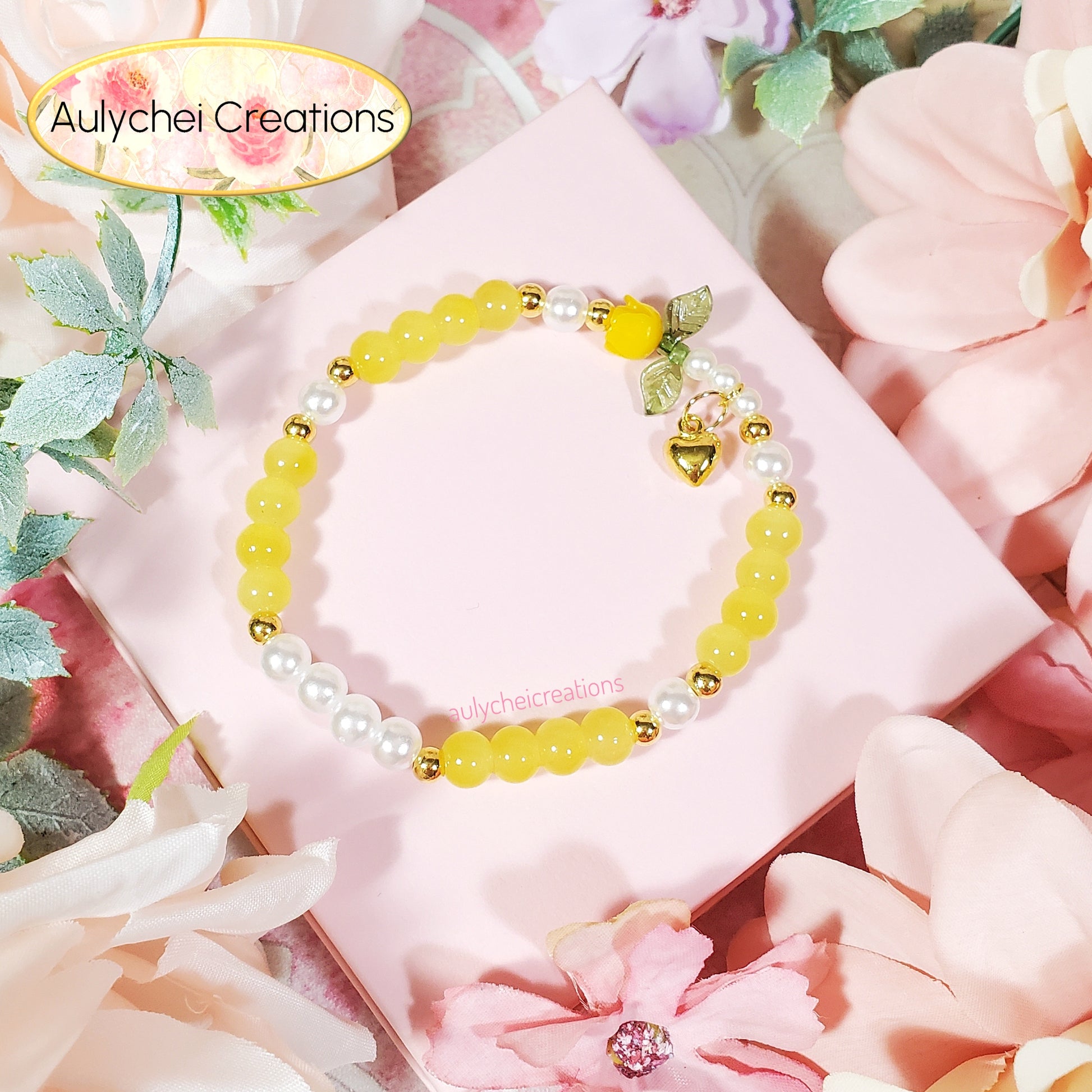 Yellow Rose Bud Glass Beaded Charm Bracelet