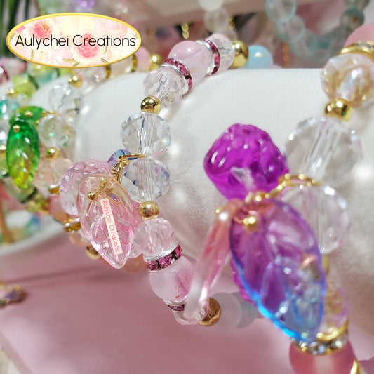 Magenta Strawberry Glass Bead Bracelet