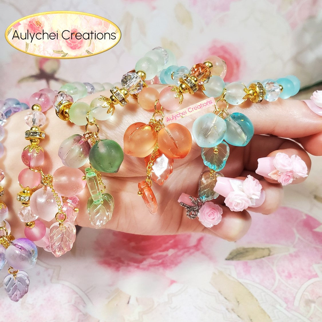 Peach Glass Bead Bracelet - Green Gradient