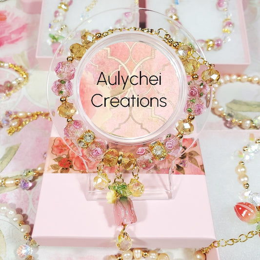 Gold Resin Tulip Lampwork Clasp Bead Bracelet