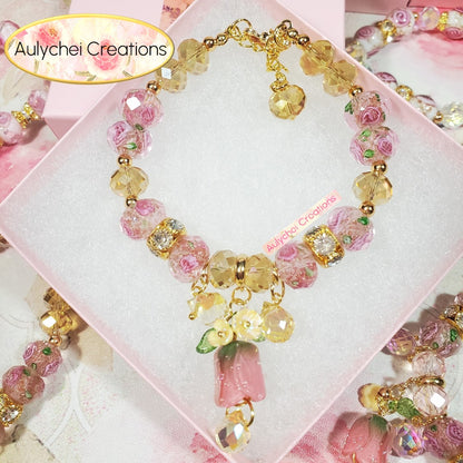 Gold Resin Tulip Lampwork Clasp Bead Bracelet